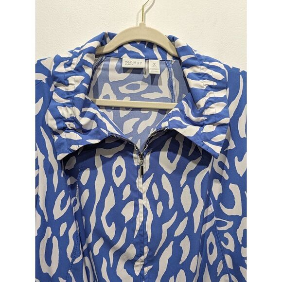 Chico's Zenergy Blue & White Bold Cheetah Print Windbreaker Jacket, 2 (L/12) - Picture 2 of 12
